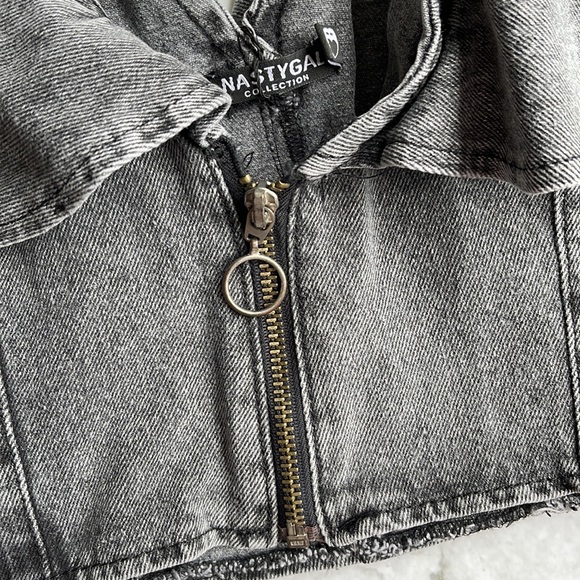 NASTY GAL | Collar Detail Denim Crop Top in Washed Black - Picture 8 of 10